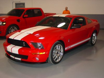 07_shelby_gt500_front_quarter_small.jpg