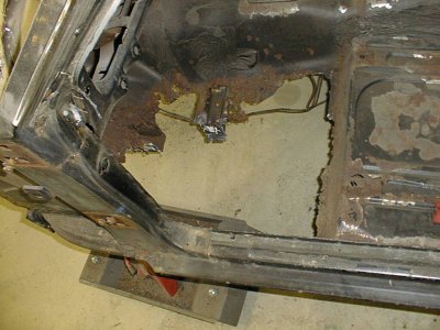 Floor removal 1-98 Drivers.jpg