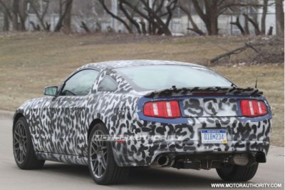 2013-ford-mustang-shelby-gt500-spy-shots_100344158_m.jpg