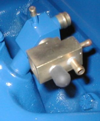 intake fitting for vacuum supply.jpg