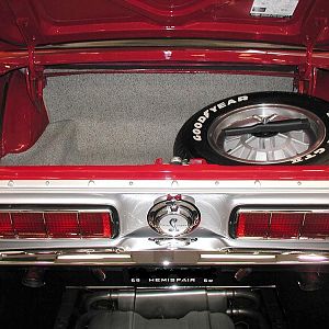 GT350_trunk1