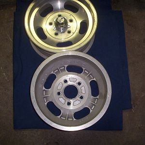 California 500 Rims 15.5 Cragar?