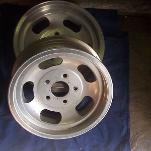 California 500 Rims 15.5 Cragar?