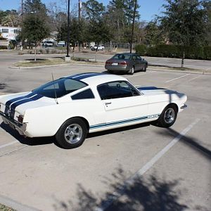 Car had Magnum 500 wheels but changed to the Torq Thrust style by the previous owner.